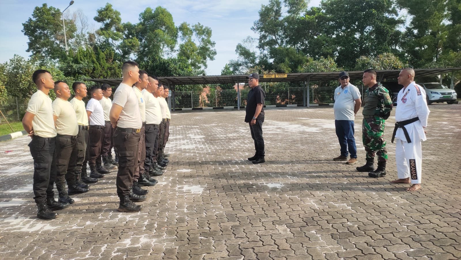 jasa-security-batam-12